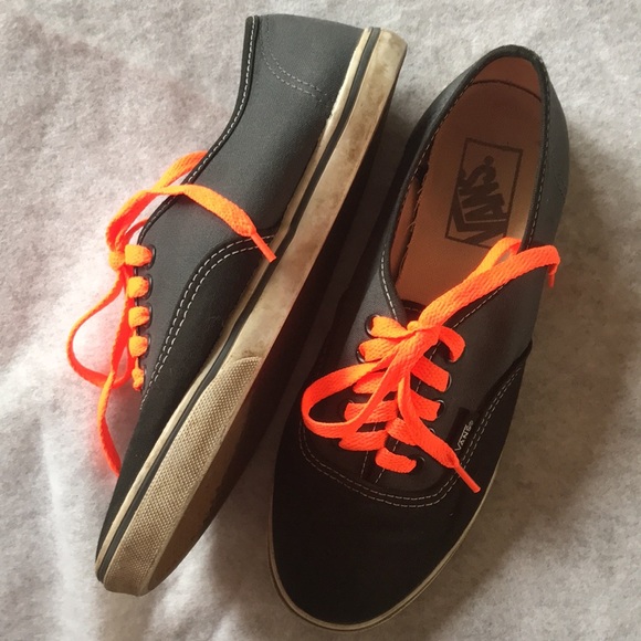 Vans Shoes - Vans Women’s Black And Gray Sneakers. Men Size 5.5. Women’s size Size 7.